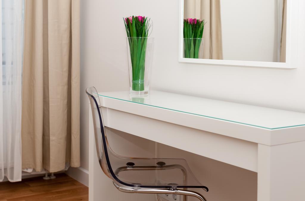 Flatiron Premium